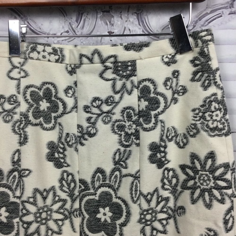 Moschino Cheap & Chic Floral Pencil Skirt 6 - Picture 8 of 11